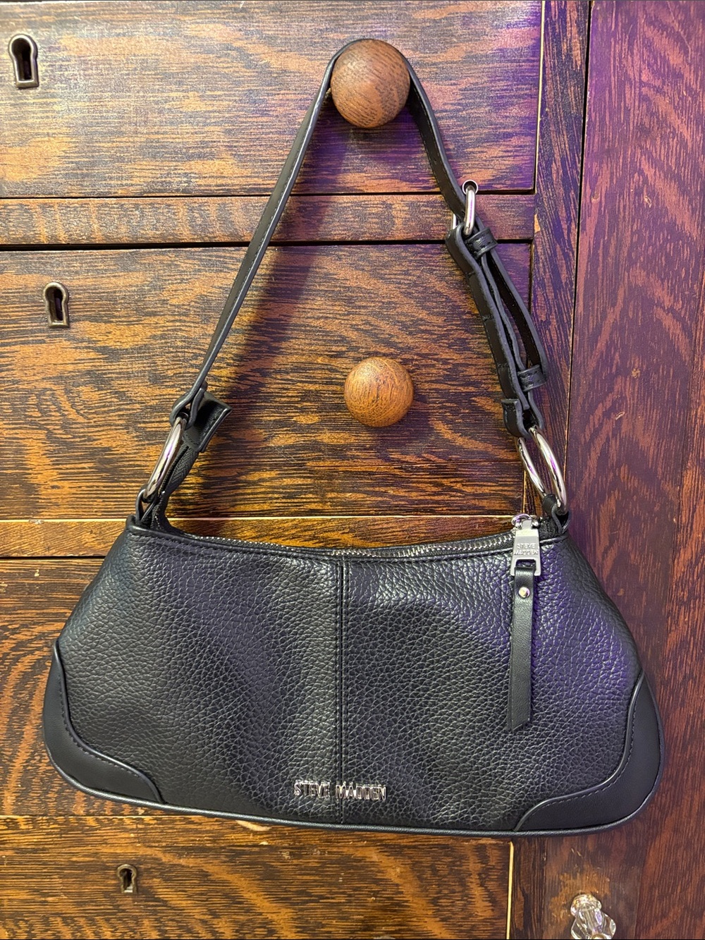 ⁠Steve Madden Black Pebbled Leather
